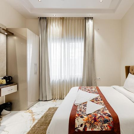 Lime Tree Stay Vista Villa グレーター・ノイダ エクステリア 写真