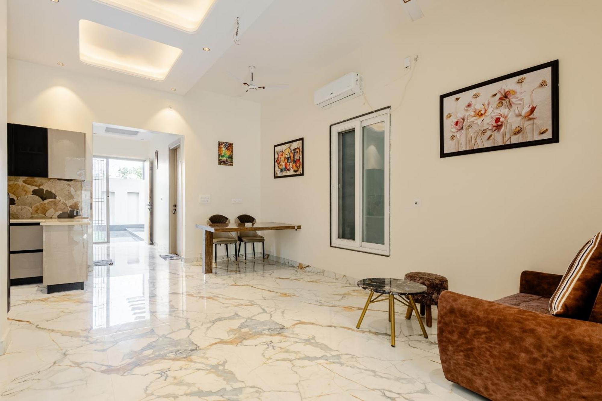 Lime Tree Stay Vista Villa グレーター・ノイダ エクステリア 写真