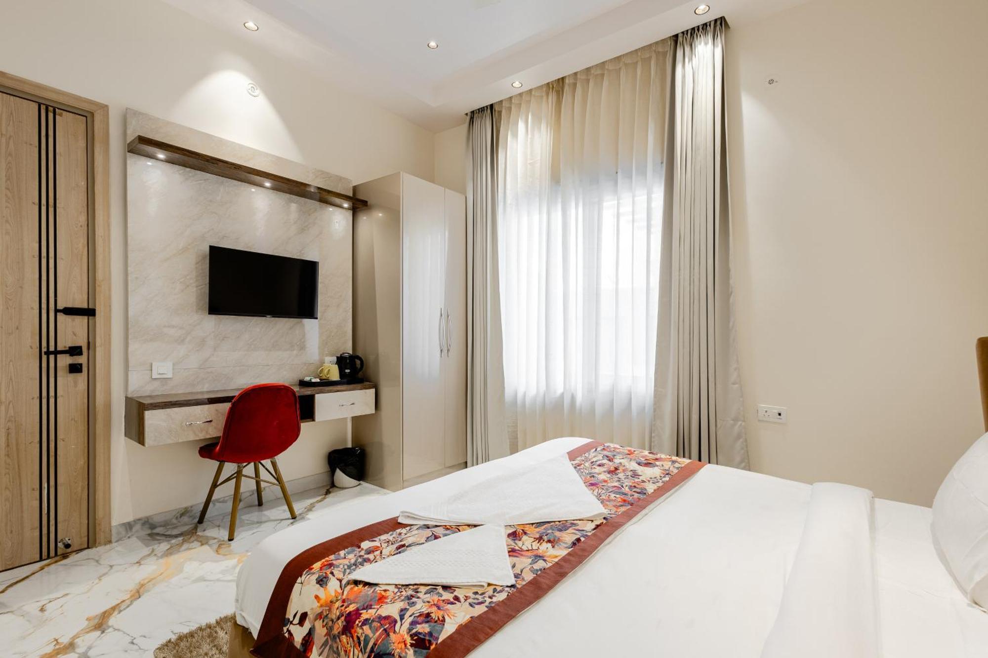 Lime Tree Stay Vista Villa グレーター・ノイダ エクステリア 写真