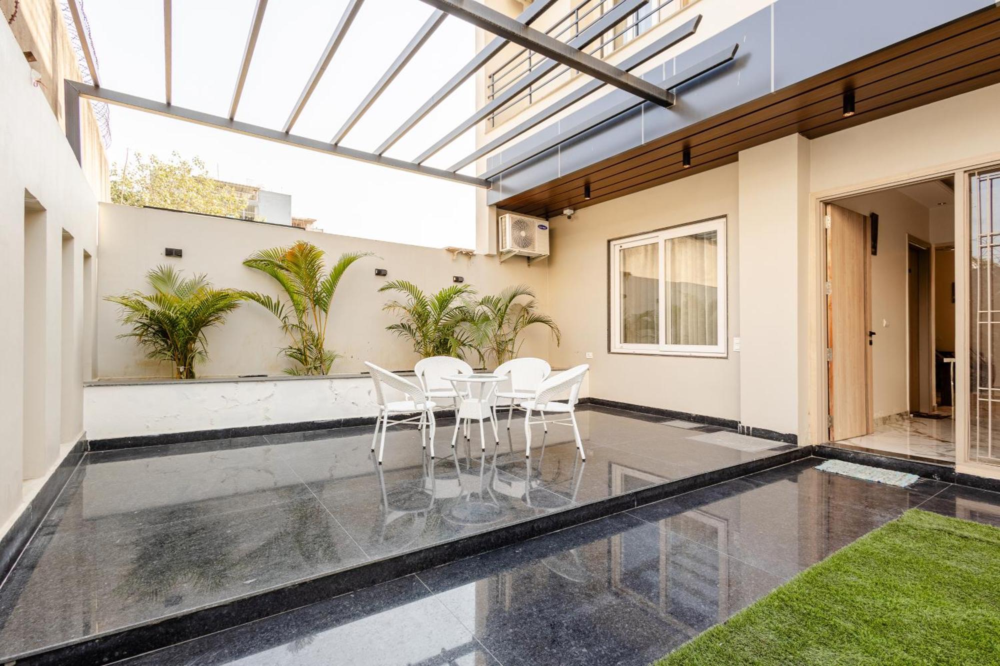 Lime Tree Stay Vista Villa グレーター・ノイダ エクステリア 写真